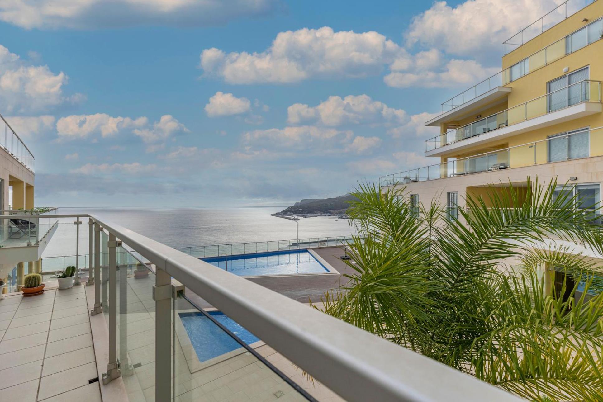 Cliffs Apartment - Astonishing View Over Sesimbra Bay By Trip2Portugal Luaran gambar
